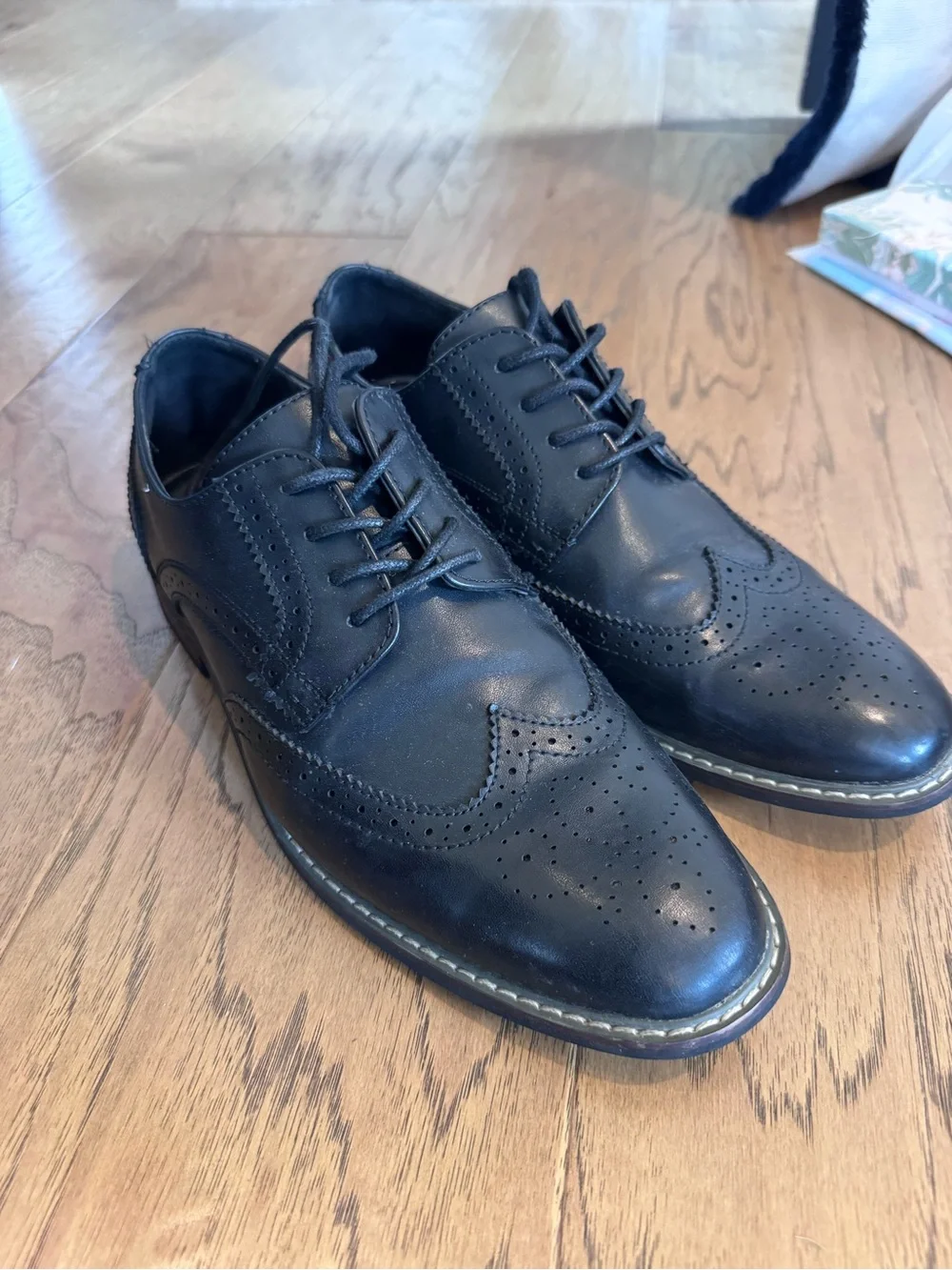 Classic Men's Black Wingtip Dress Shoes